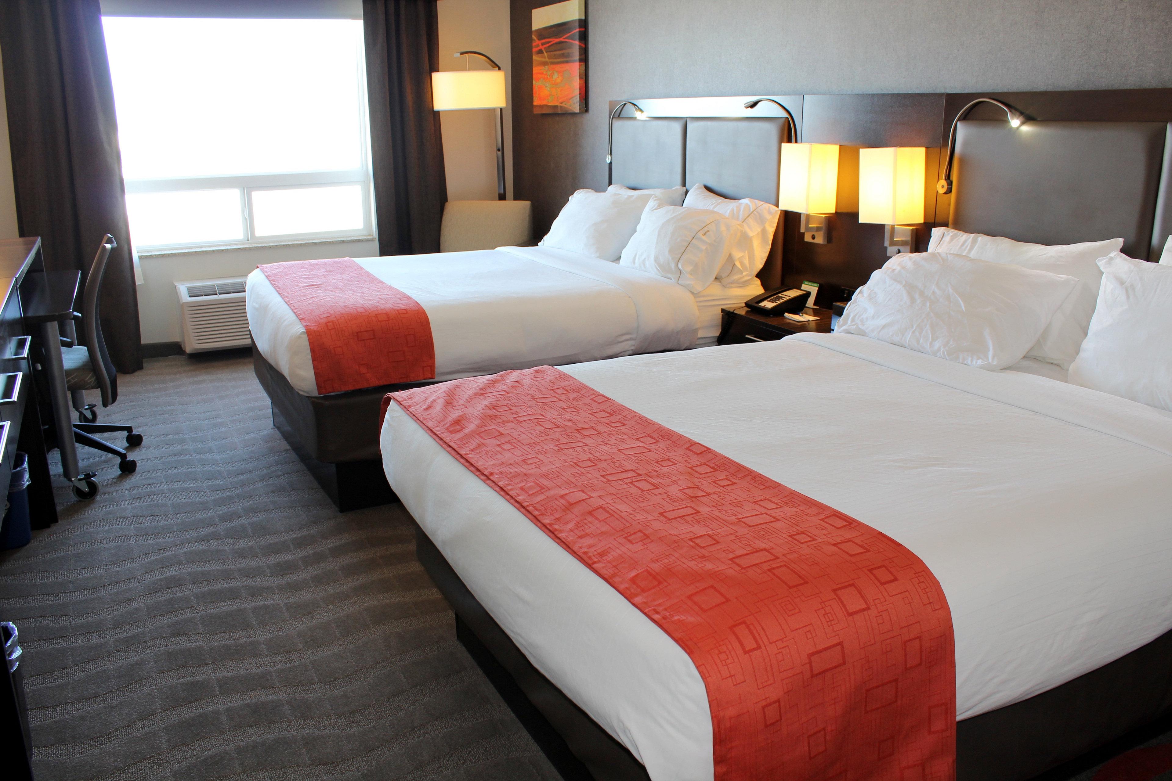 Chateau Inn & Suites Bonnyville Экстерьер фото