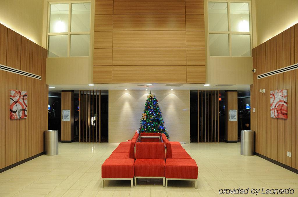 Chateau Inn & Suites Bonnyville Экстерьер фото